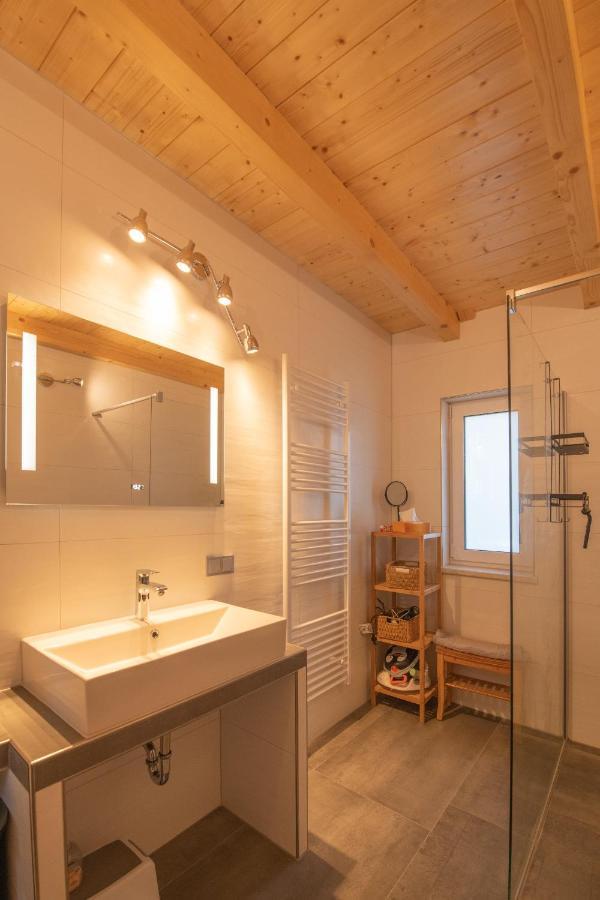 Blaues Ferienhaus ורניגרוד מראה חיצוני תמונה