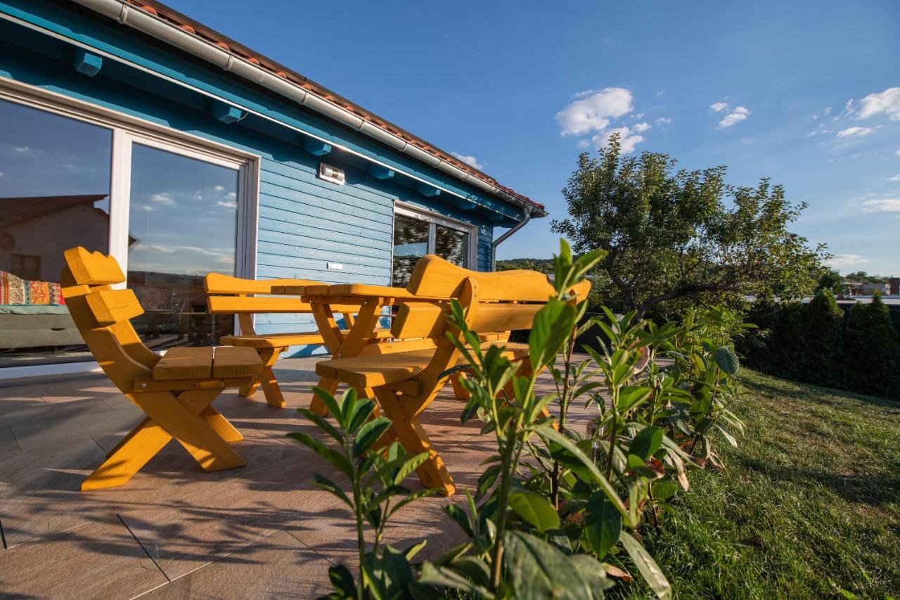 Blaues Ferienhaus ורניגרוד מראה חיצוני תמונה